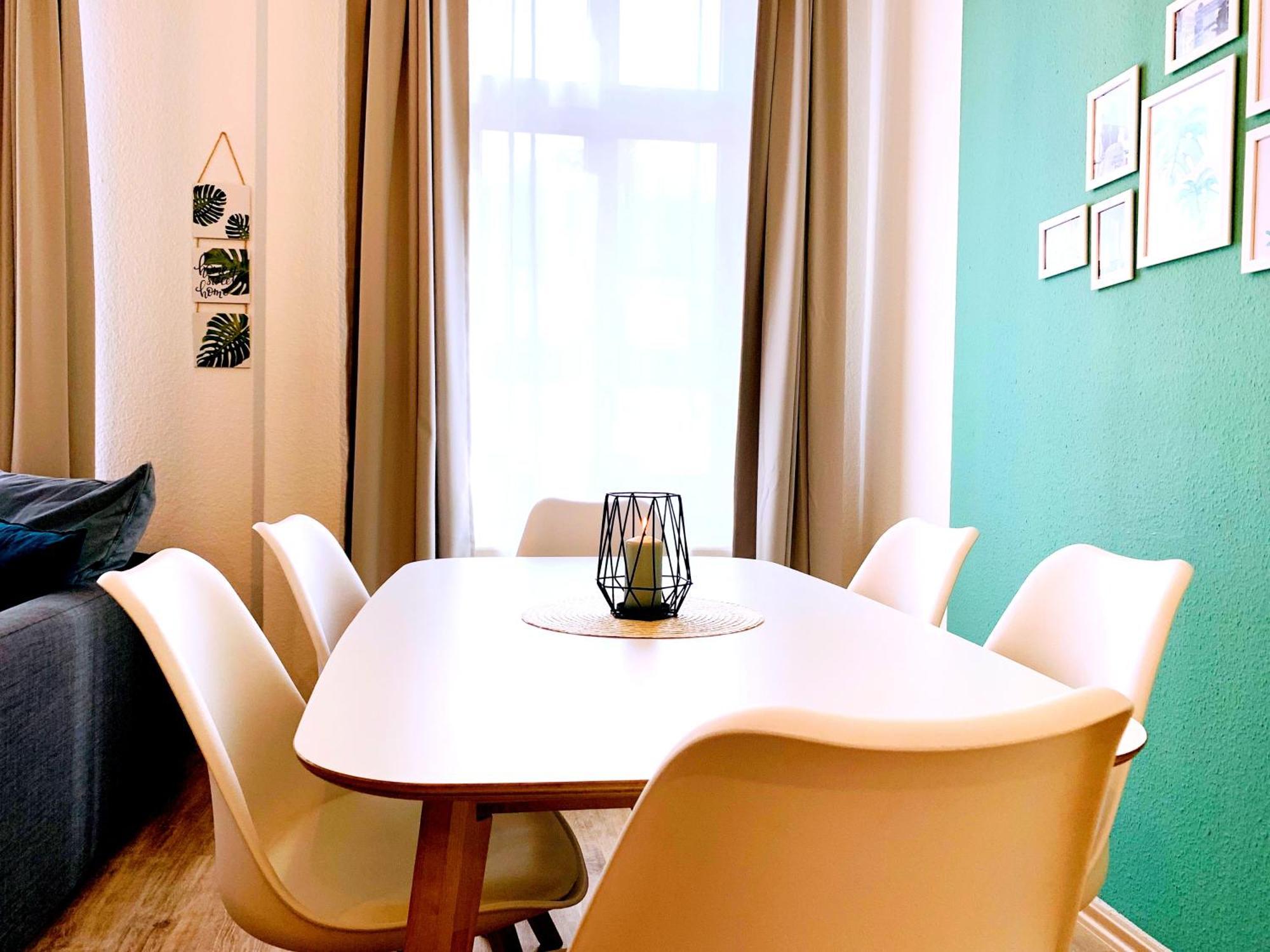 Appartement Zentrumsnahe Mit Ruhigem Balkon - 